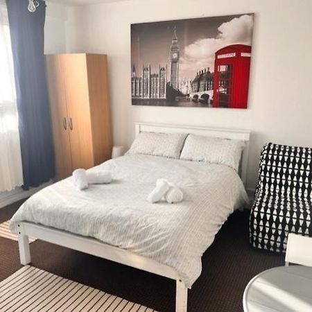 Beautiful Rooms Close To Brick Lane Londra Exterior foto